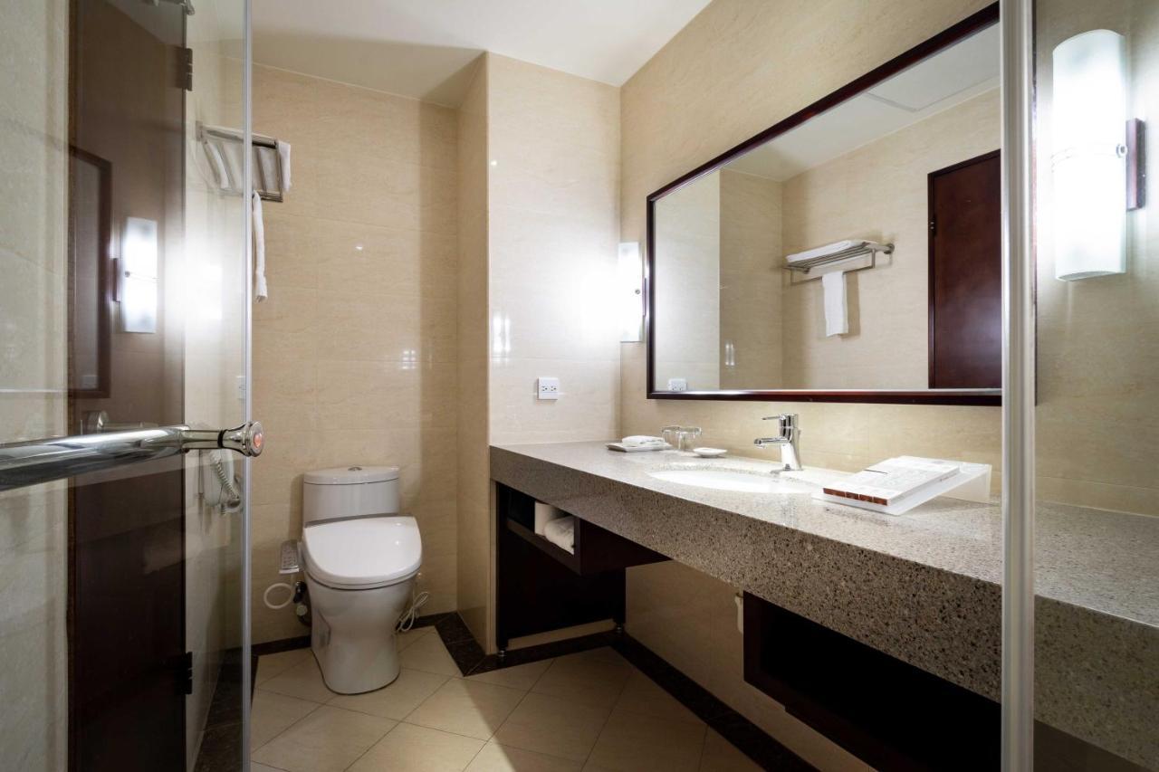 Lailai Hotel Tajcshung Kültér fotó