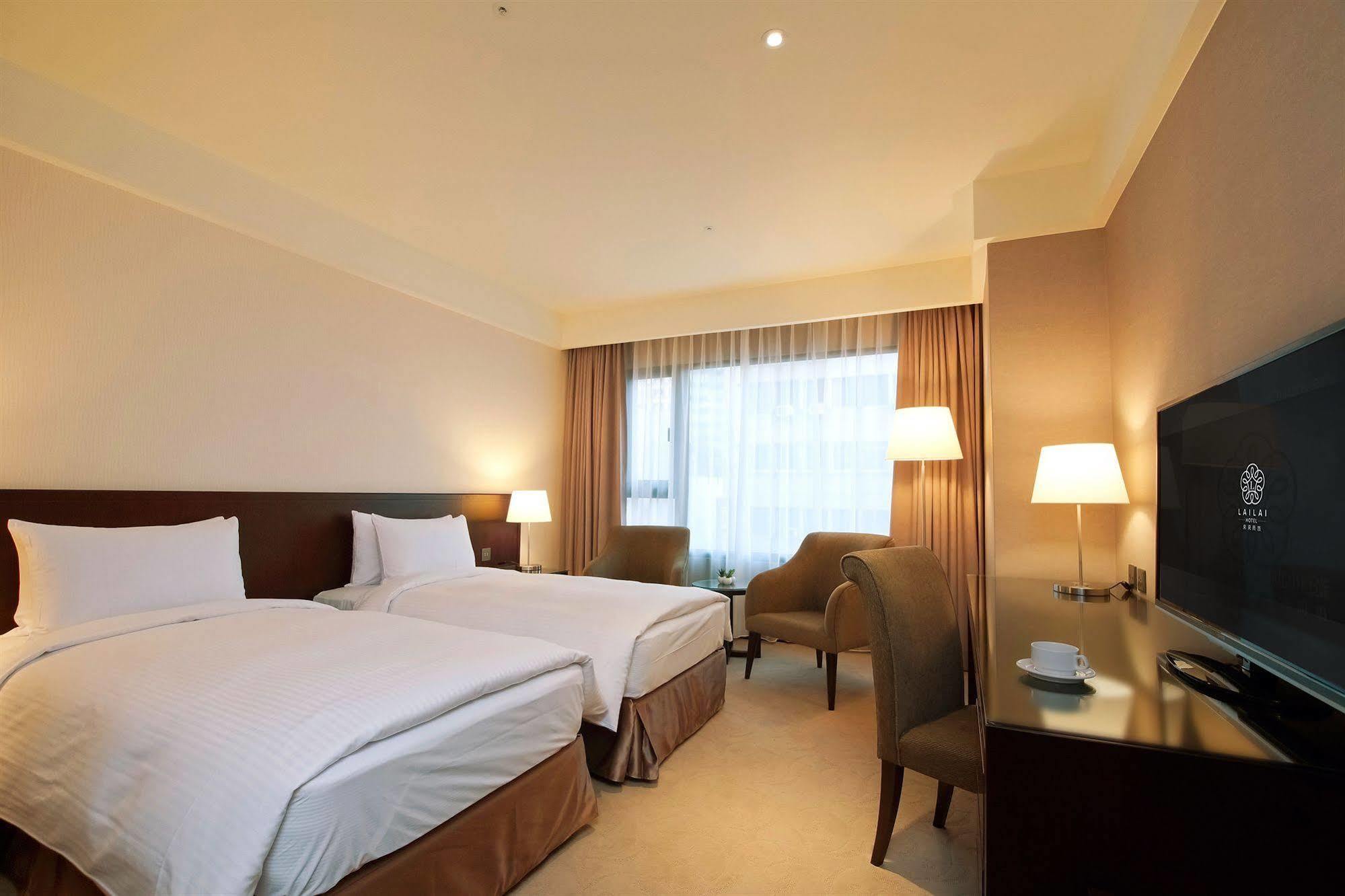 Lailai Hotel Tajcshung Kültér fotó