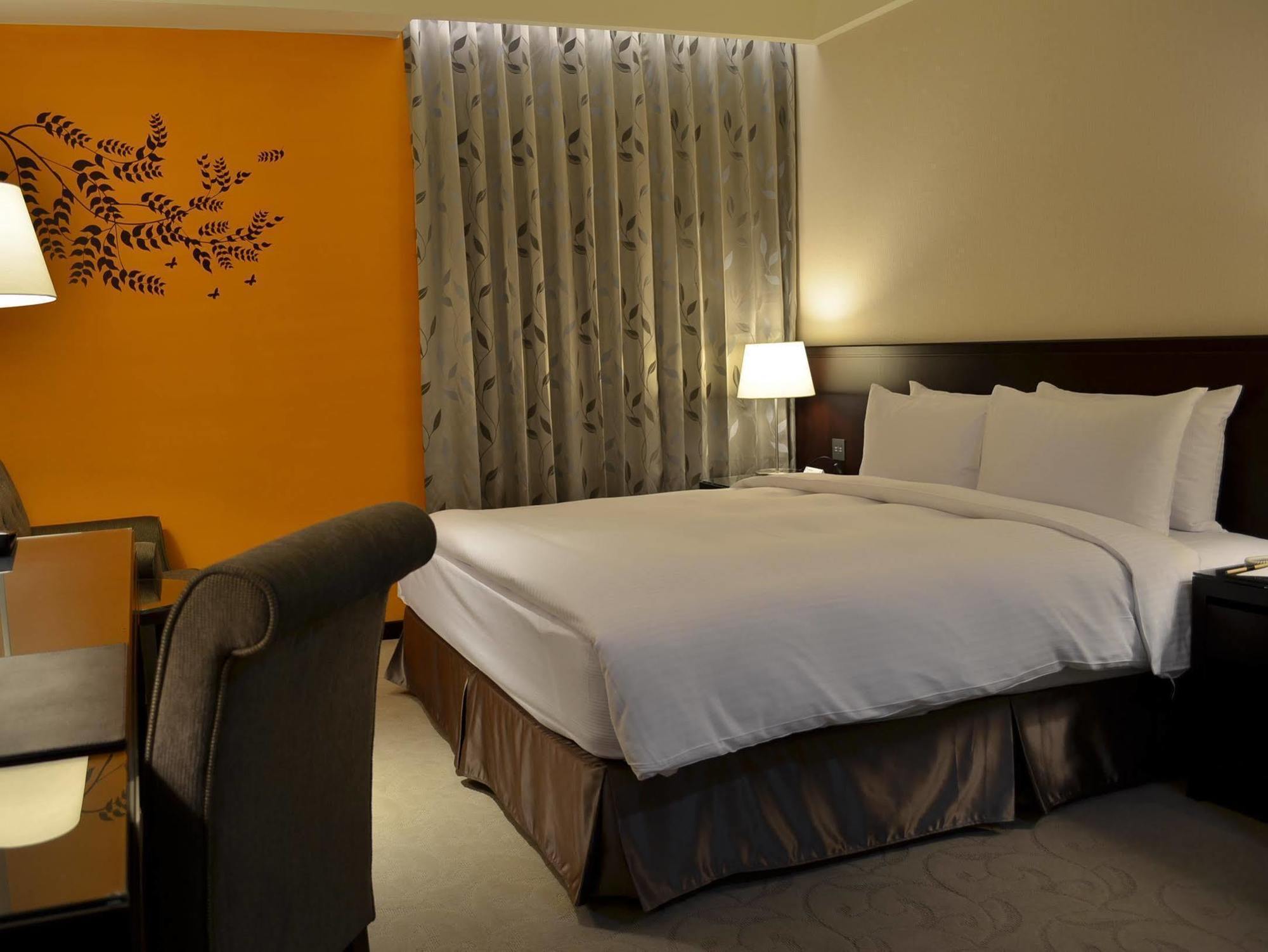 Lailai Hotel Tajcshung Kültér fotó
