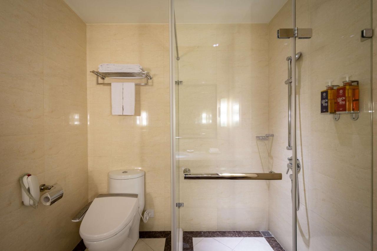 Lailai Hotel Tajcshung Kültér fotó