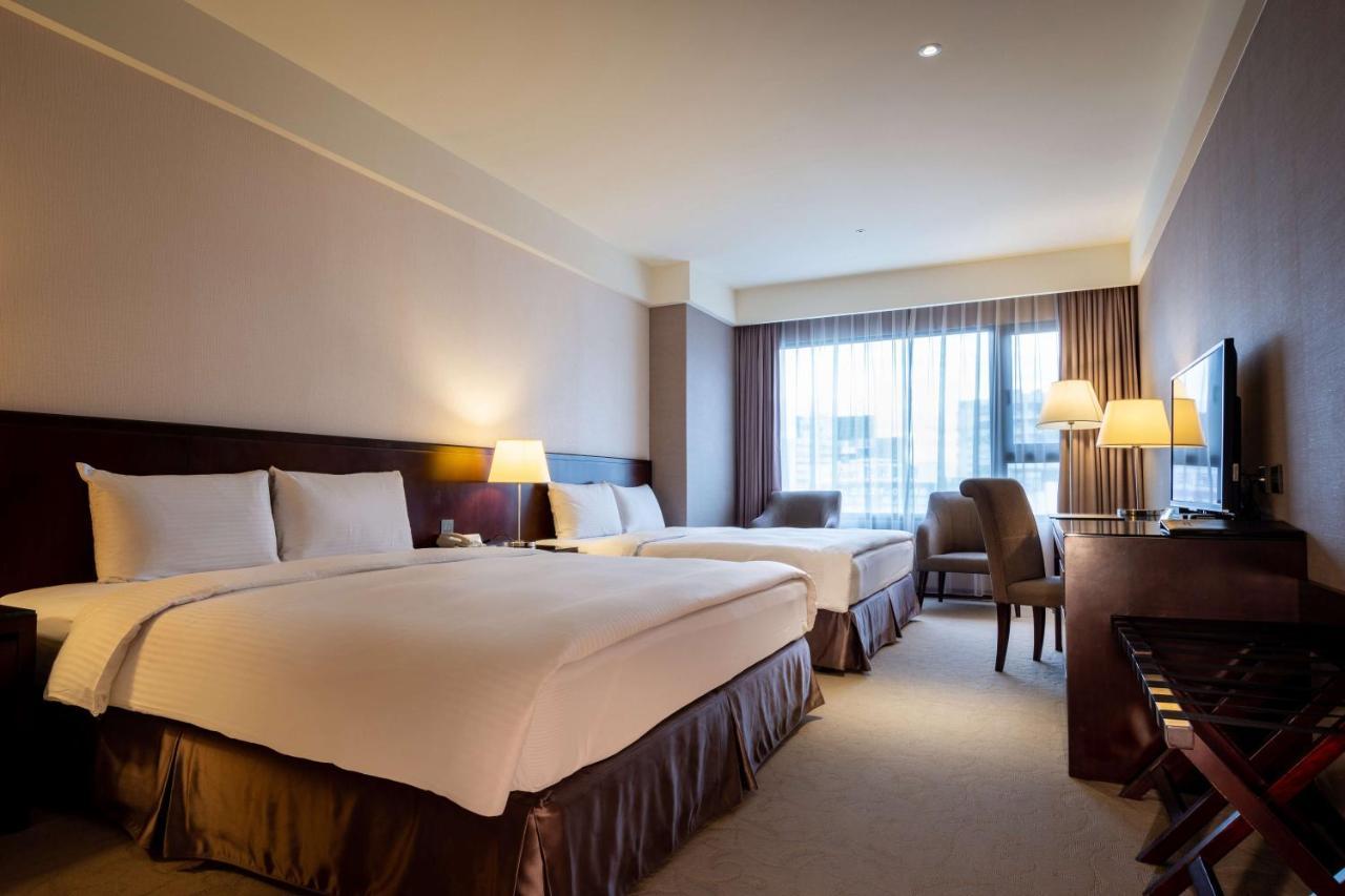 Lailai Hotel Tajcshung Kültér fotó